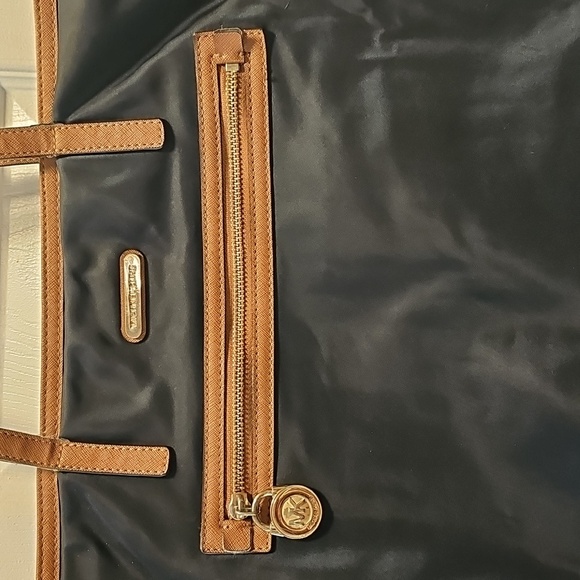 Michael Kors Kempton Blue Nylon Tote Bag with Brown Leather Trim and Gold Trim - Picture 3 of 13